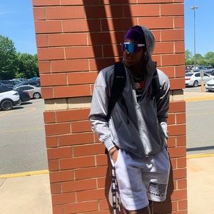 Meet your Posher, Tarius